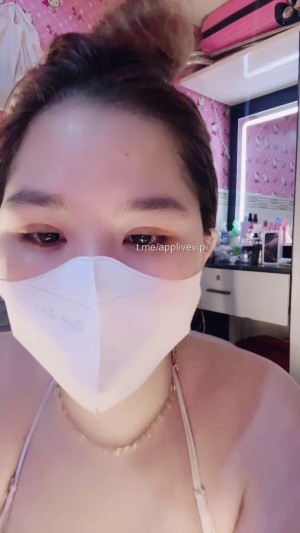 Hot Idol Thảo Hiền và cặp vú bò sữa huyền thoại – sexlivemoi
